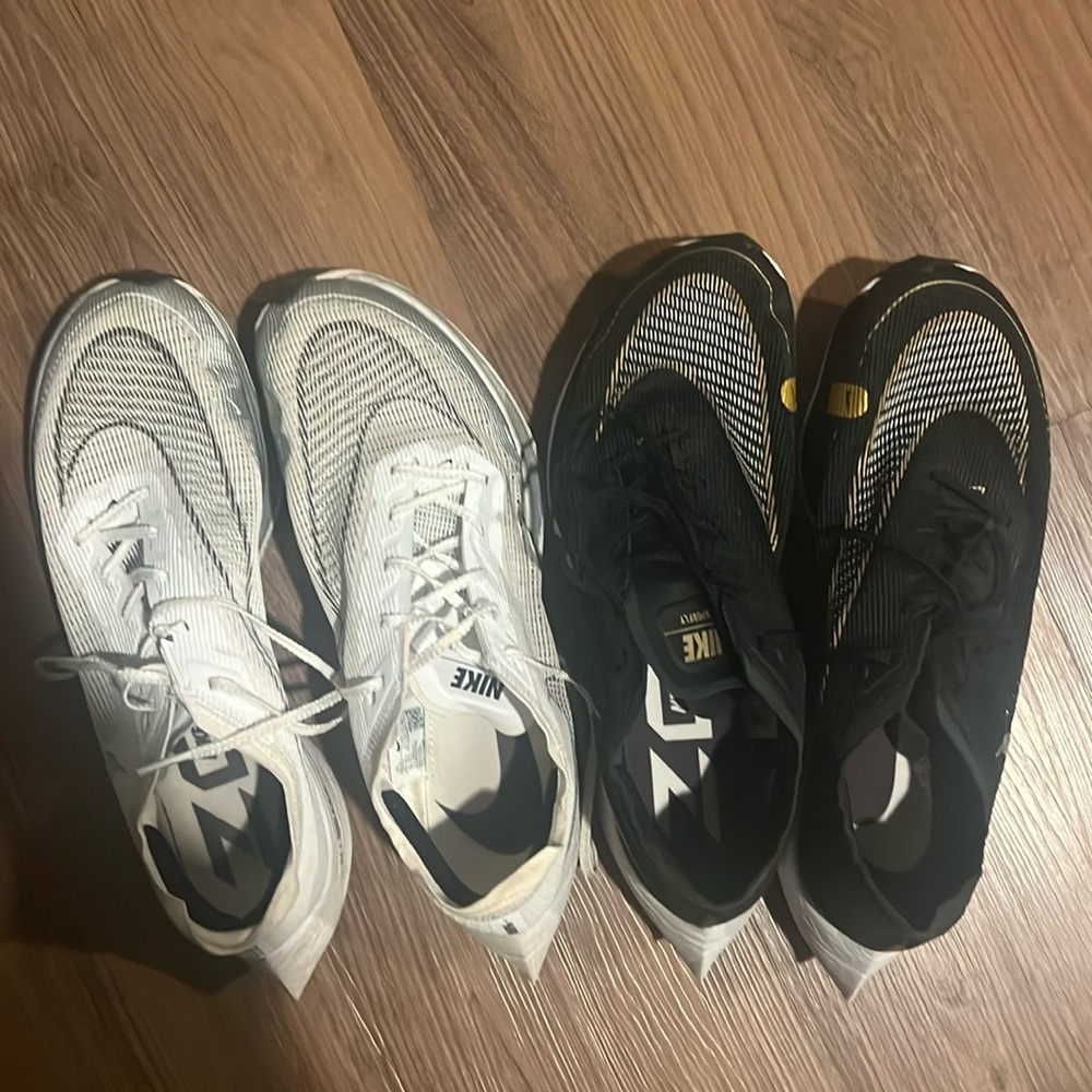 2 pairs nike vaporfly